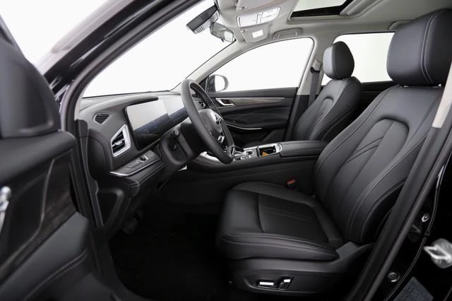 Hoofdafbeelding DFSK E5 PHEV