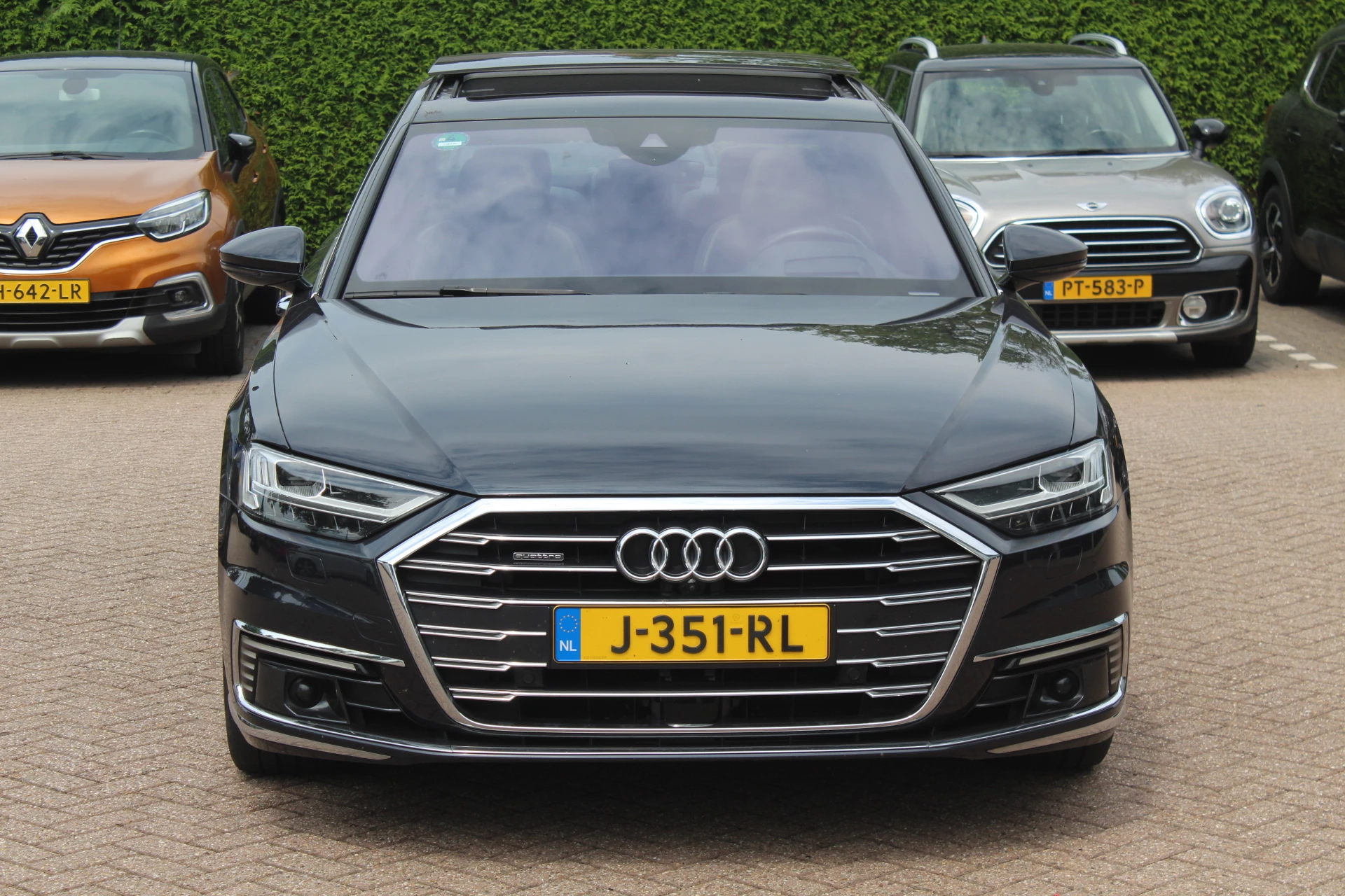 Hoofdafbeelding Audi A8