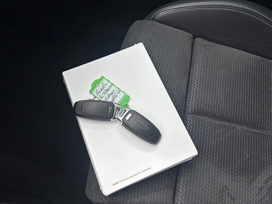 Hoofdafbeelding Audi e-tron