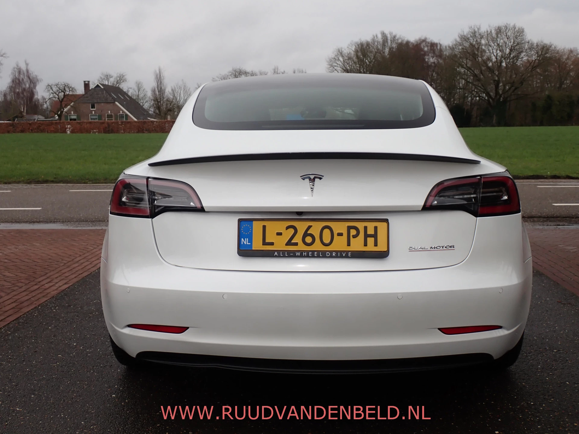 Hoofdafbeelding Tesla Model 3