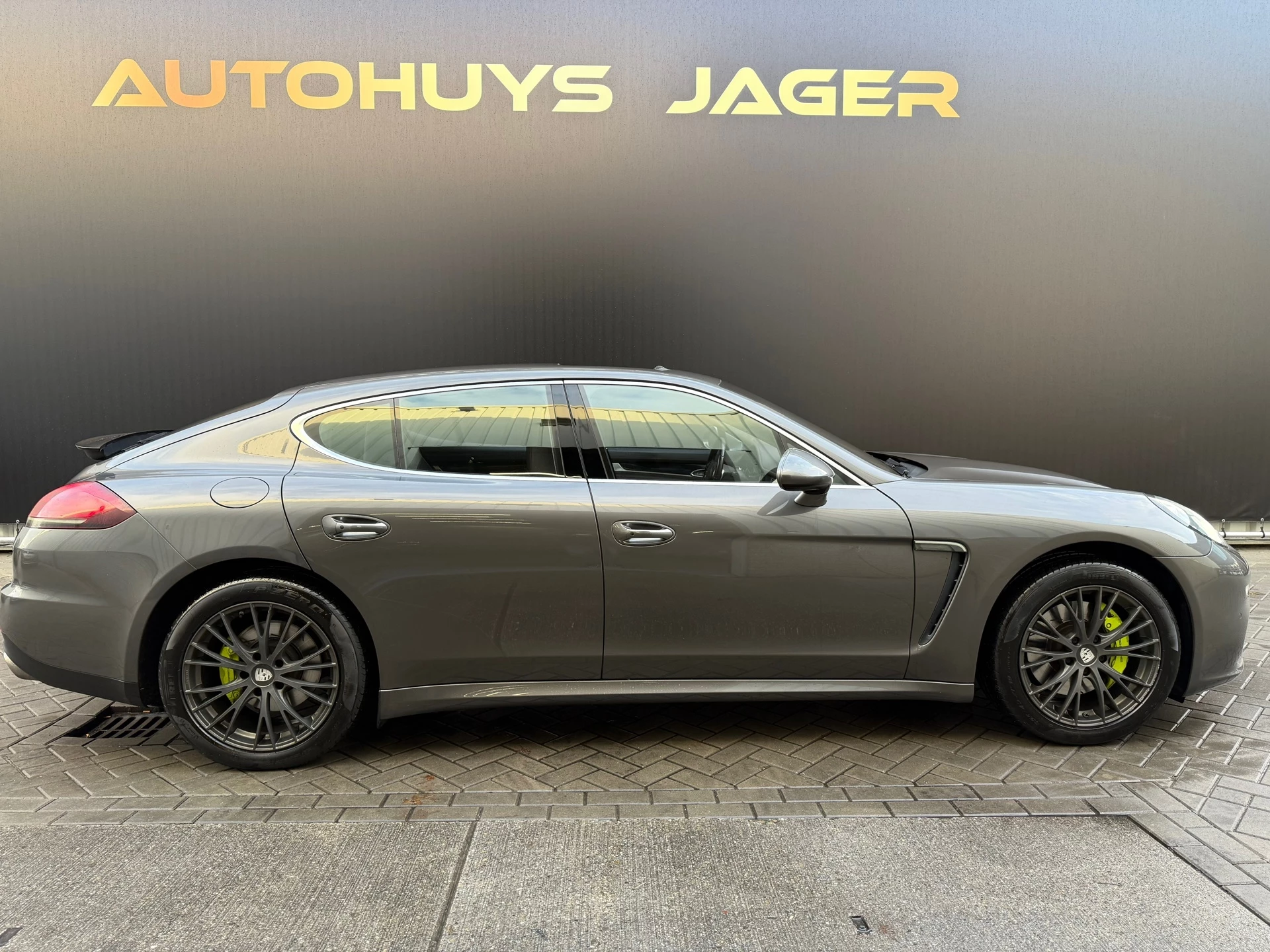 Hoofdafbeelding Porsche Panamera