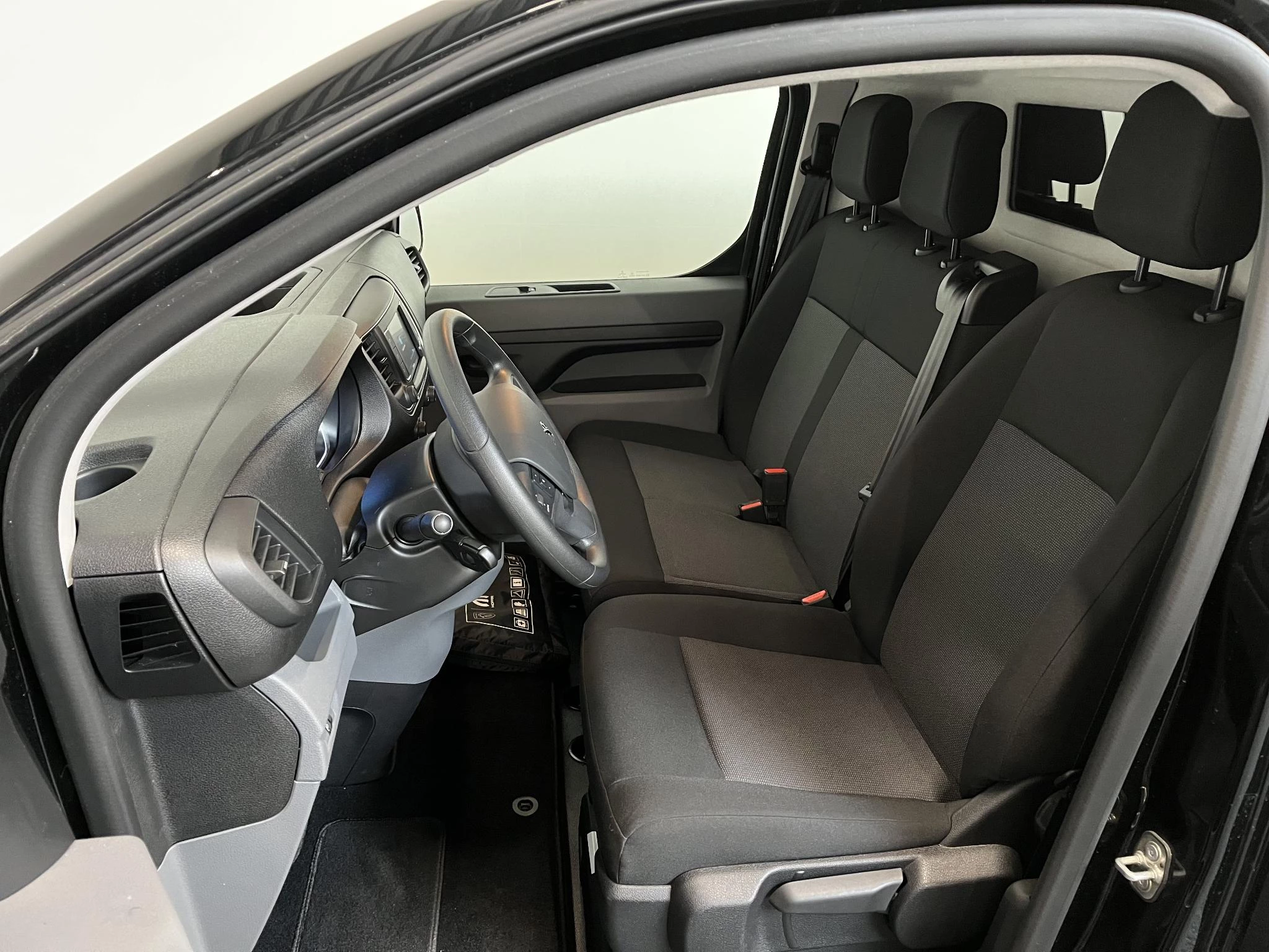 Hoofdafbeelding Peugeot e-Expert