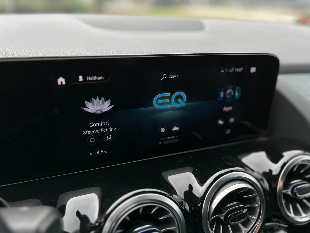 Hoofdafbeelding Mercedes-Benz EQA