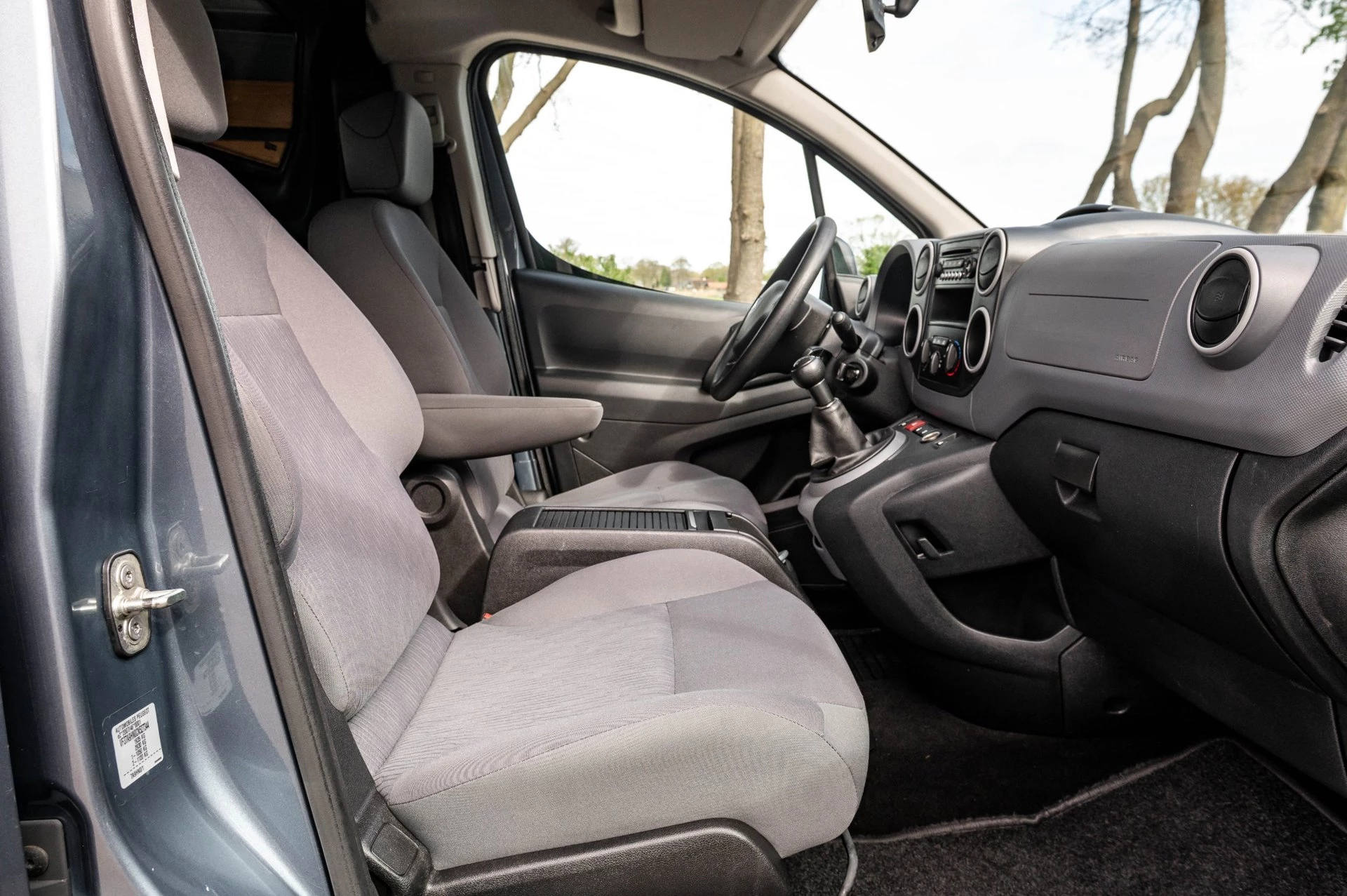 Hoofdafbeelding Peugeot Partner