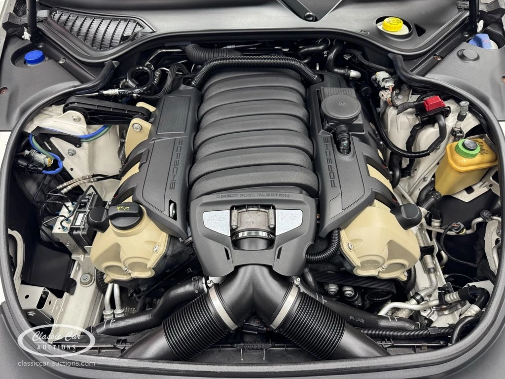 Hoofdafbeelding Porsche Panamera