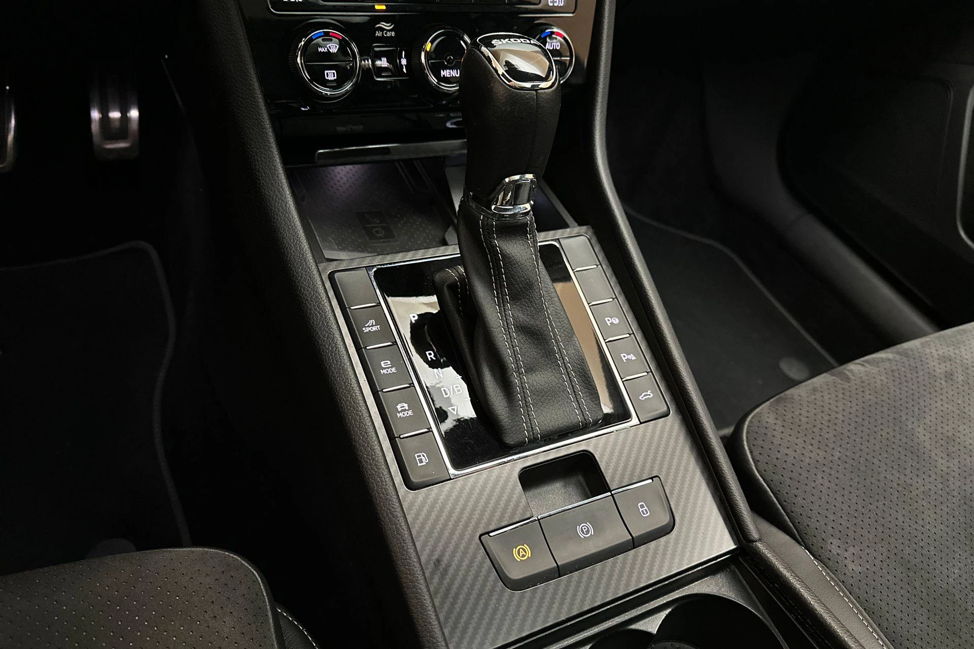 Hoofdafbeelding Škoda Superb