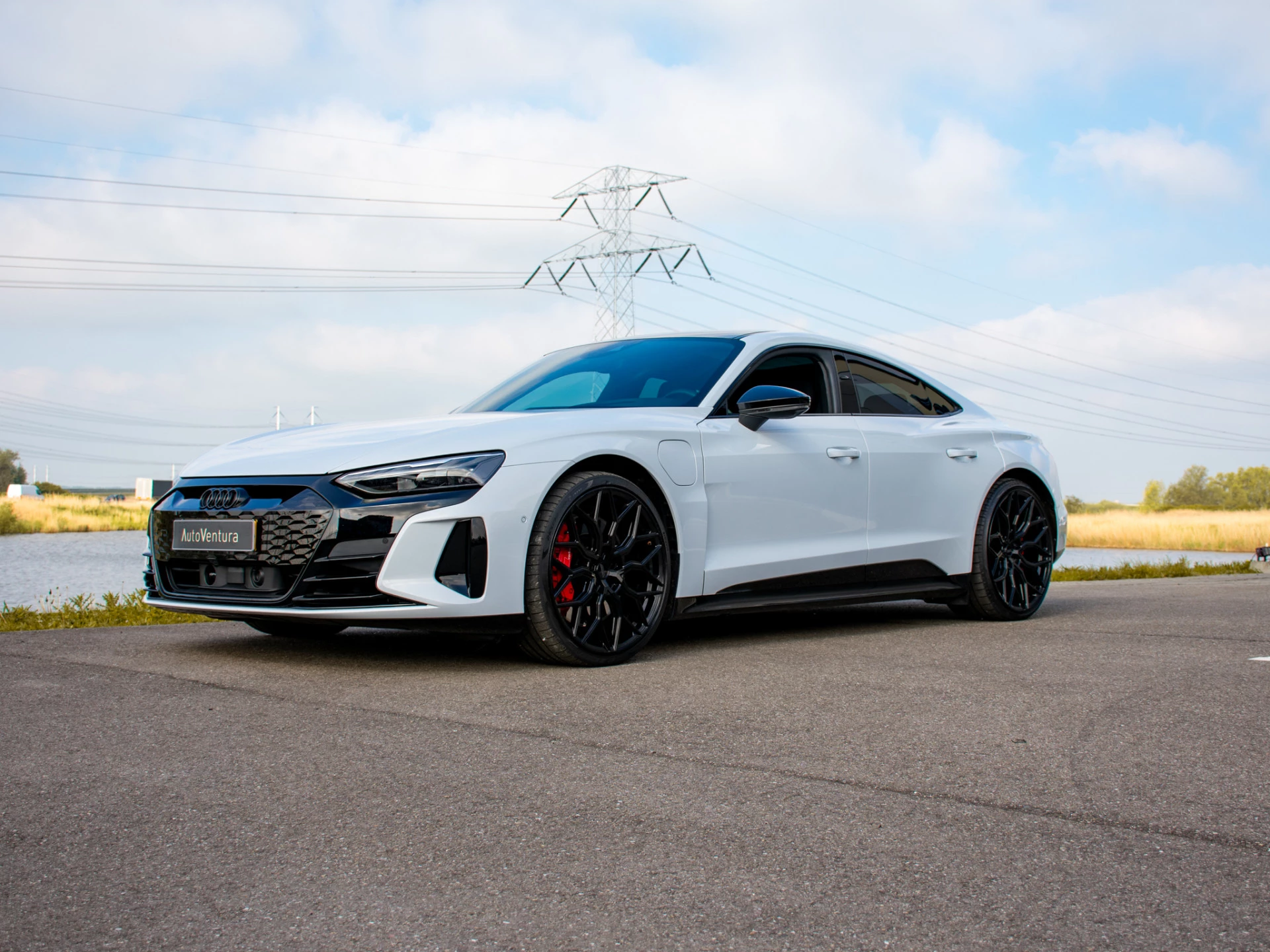 Hoofdafbeelding Audi e-tron GT