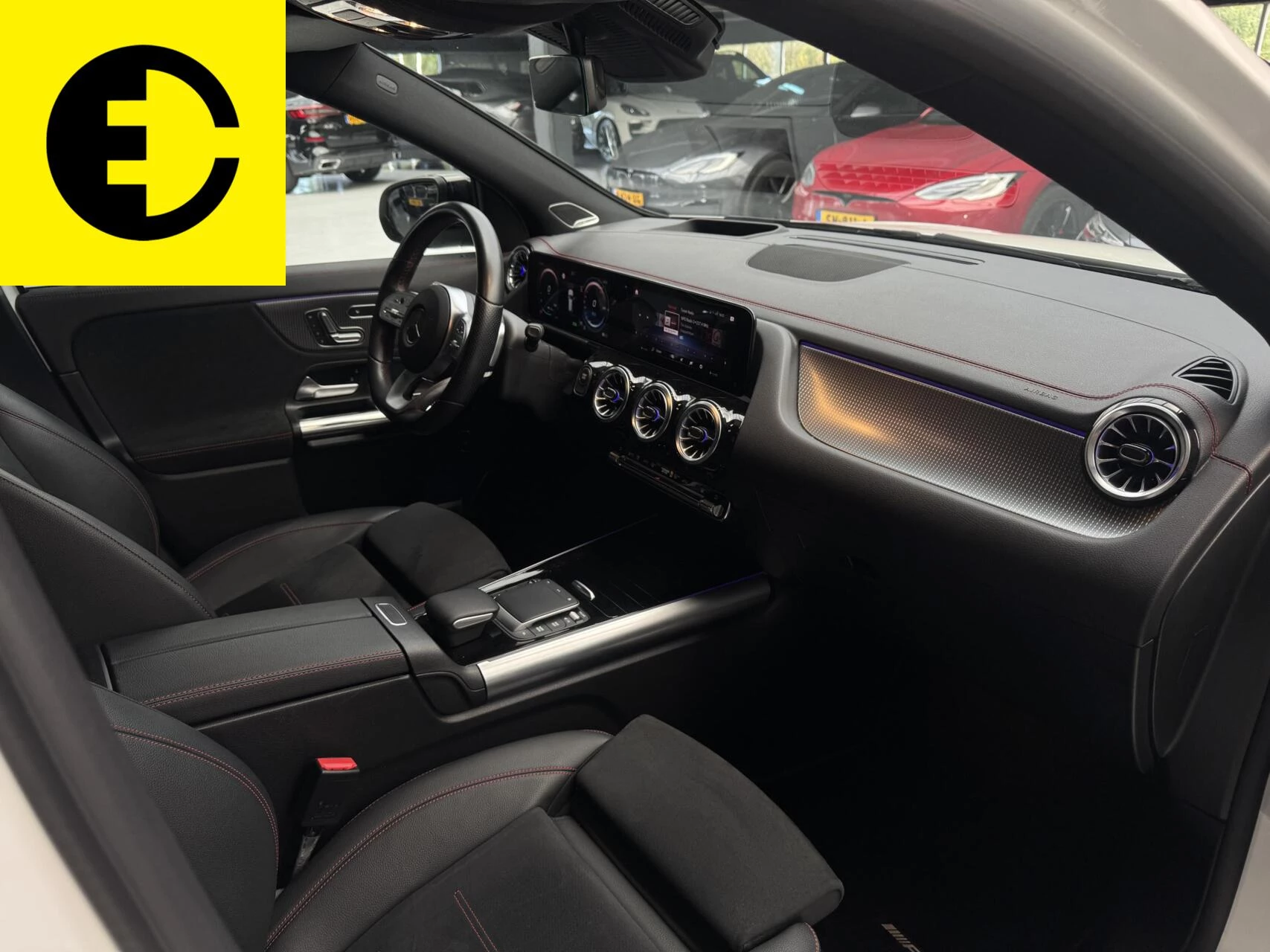 Hoofdafbeelding Mercedes-Benz EQA
