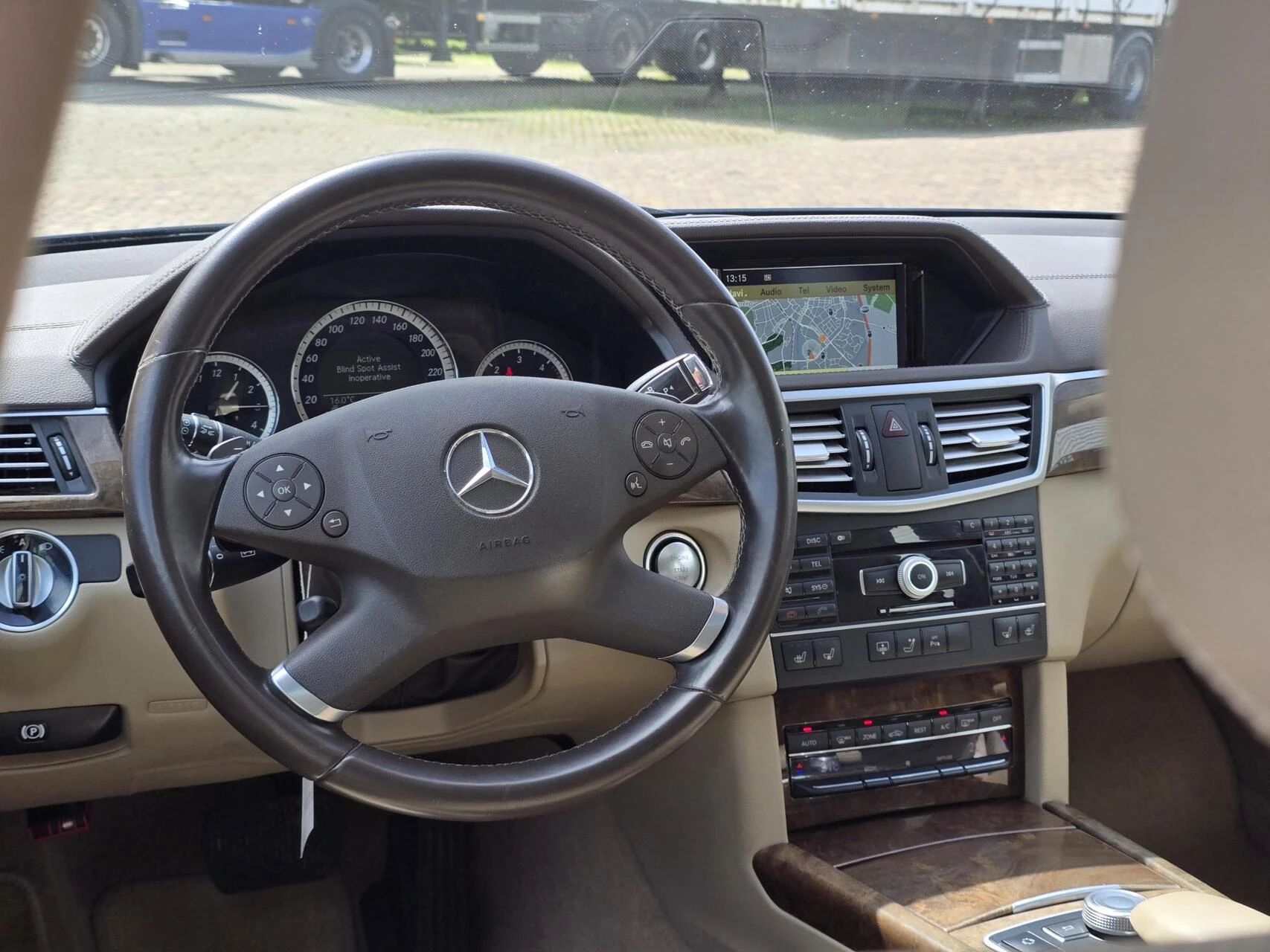 Hoofdafbeelding Mercedes-Benz E-Klasse