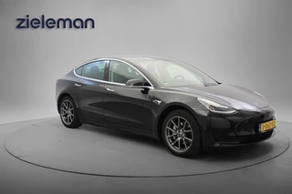 Tesla Model 3 Standard RWD Plus 60 kWh - Panorama, Camera, Leer, Stoelverw. SOH 86,8%