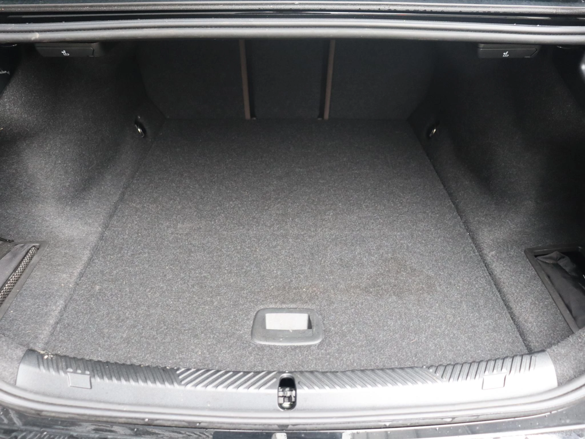 Hoofdafbeelding BMW i5