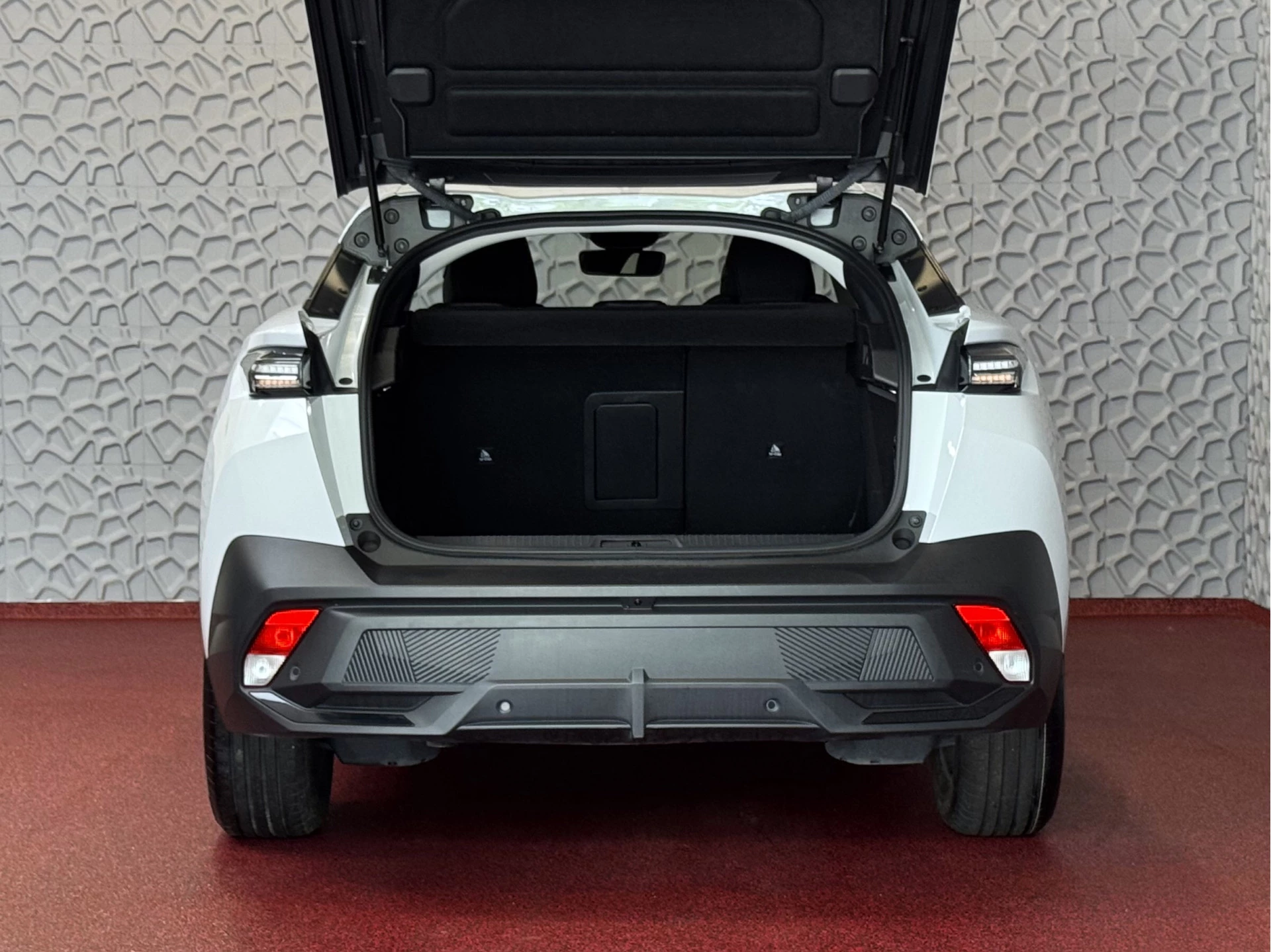 Hoofdafbeelding Peugeot 408