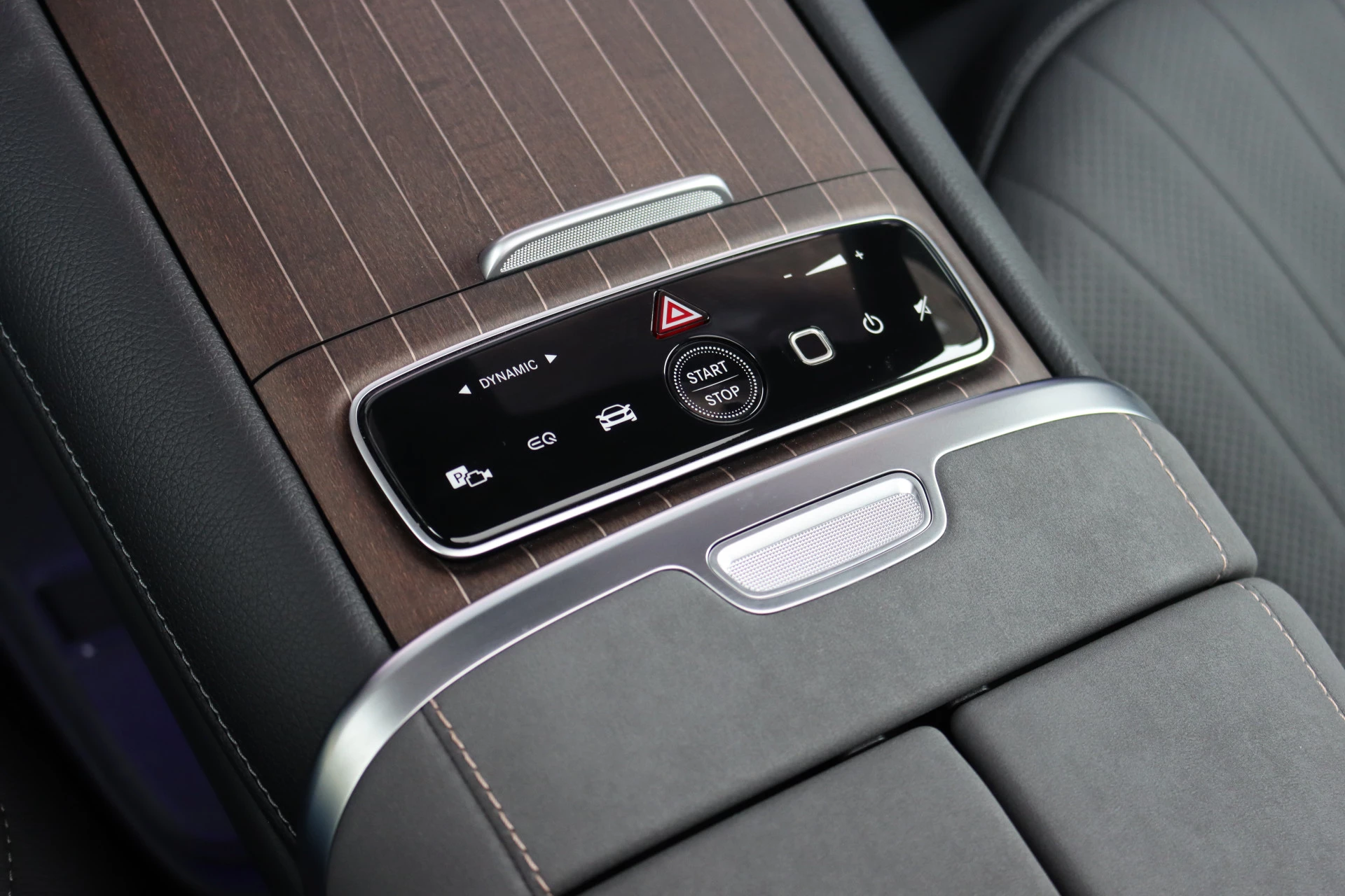 Hoofdafbeelding Mercedes-Benz EQS