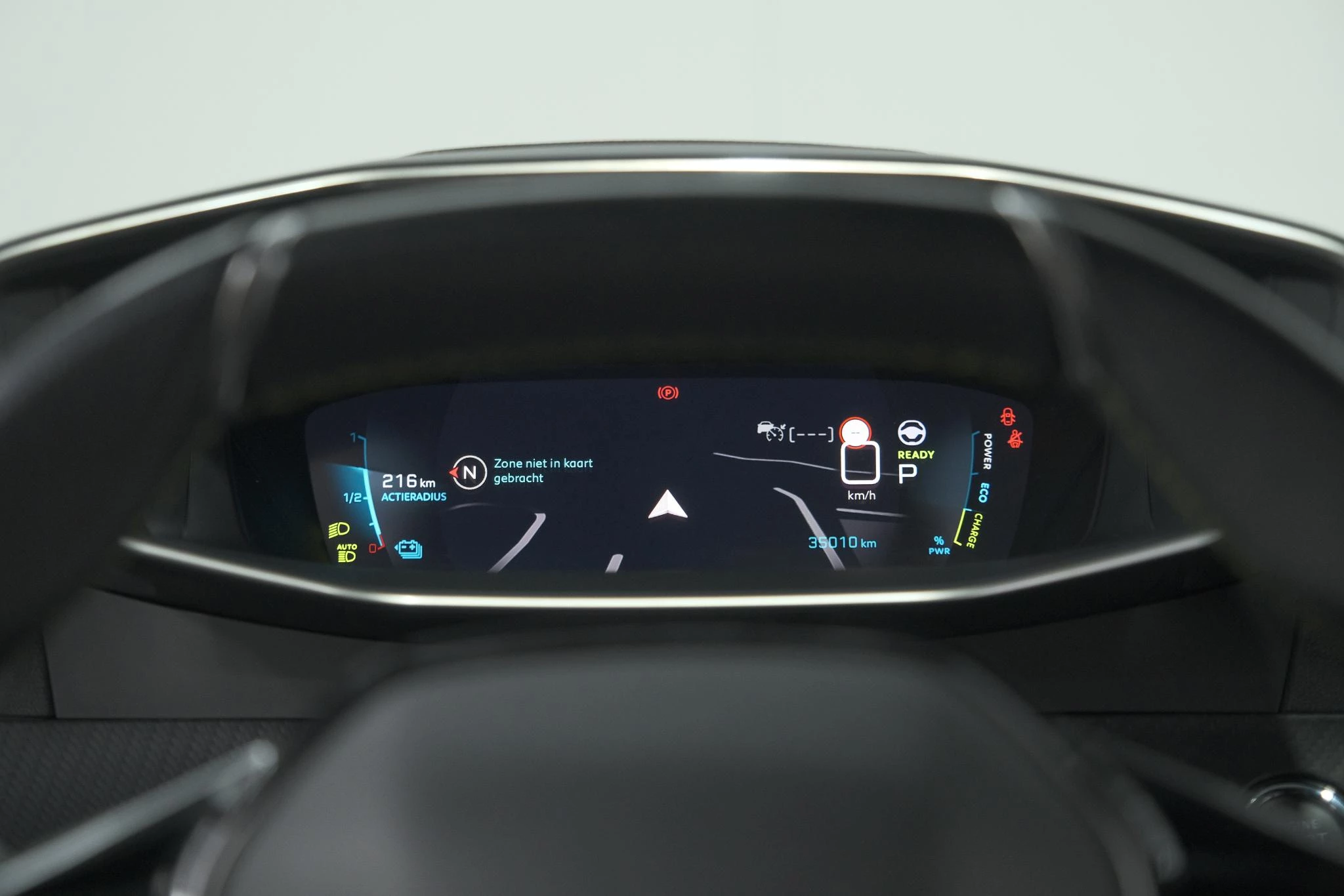 Hoofdafbeelding Peugeot e-2008