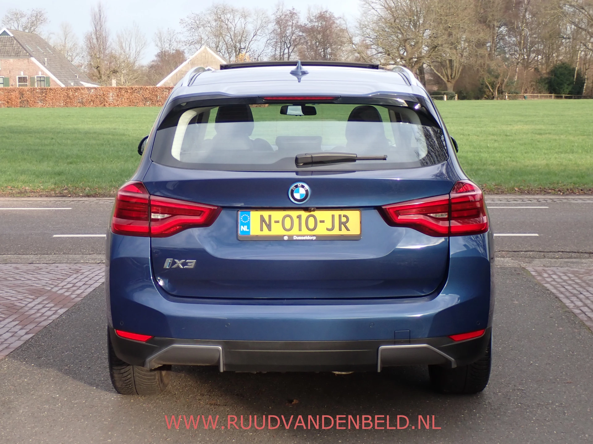 Hoofdafbeelding BMW iX3