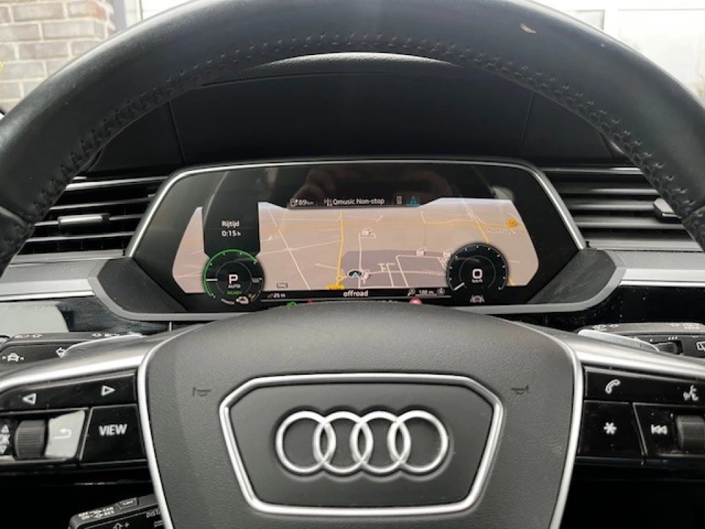 Hoofdafbeelding Audi e-tron
