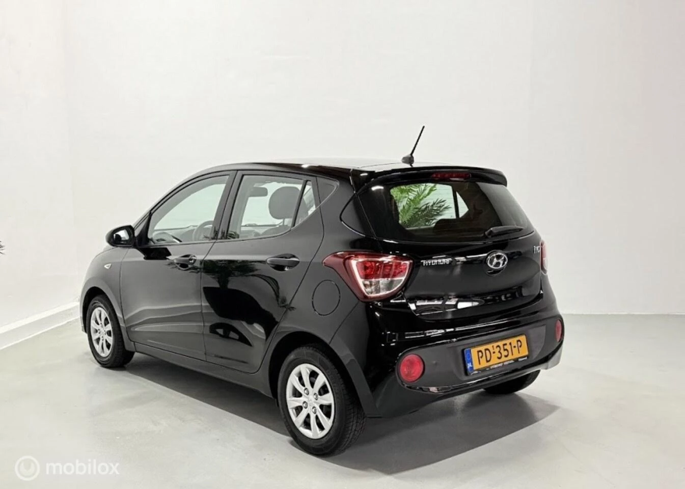 Hoofdafbeelding Hyundai i10