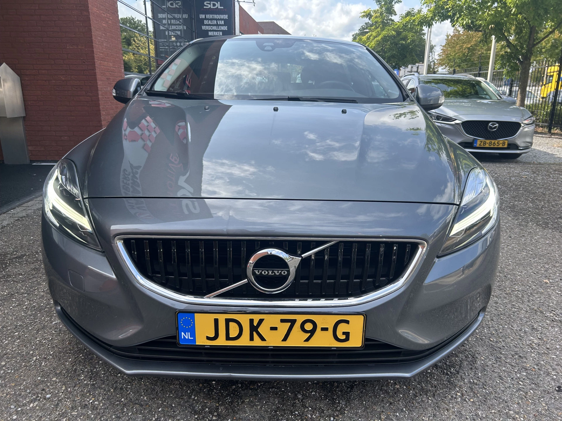 Hoofdafbeelding Volvo V40