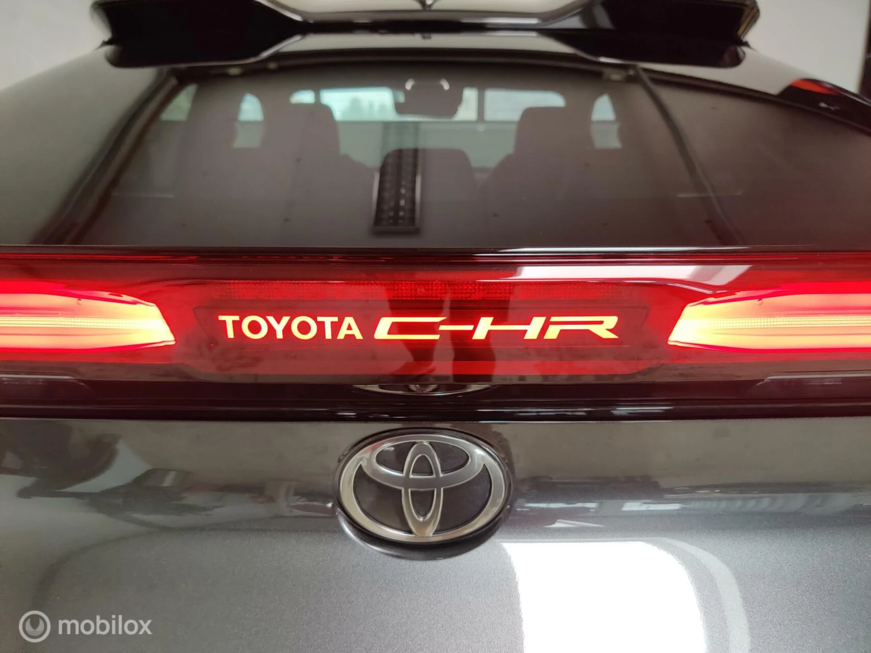 Hoofdafbeelding Toyota C-HR