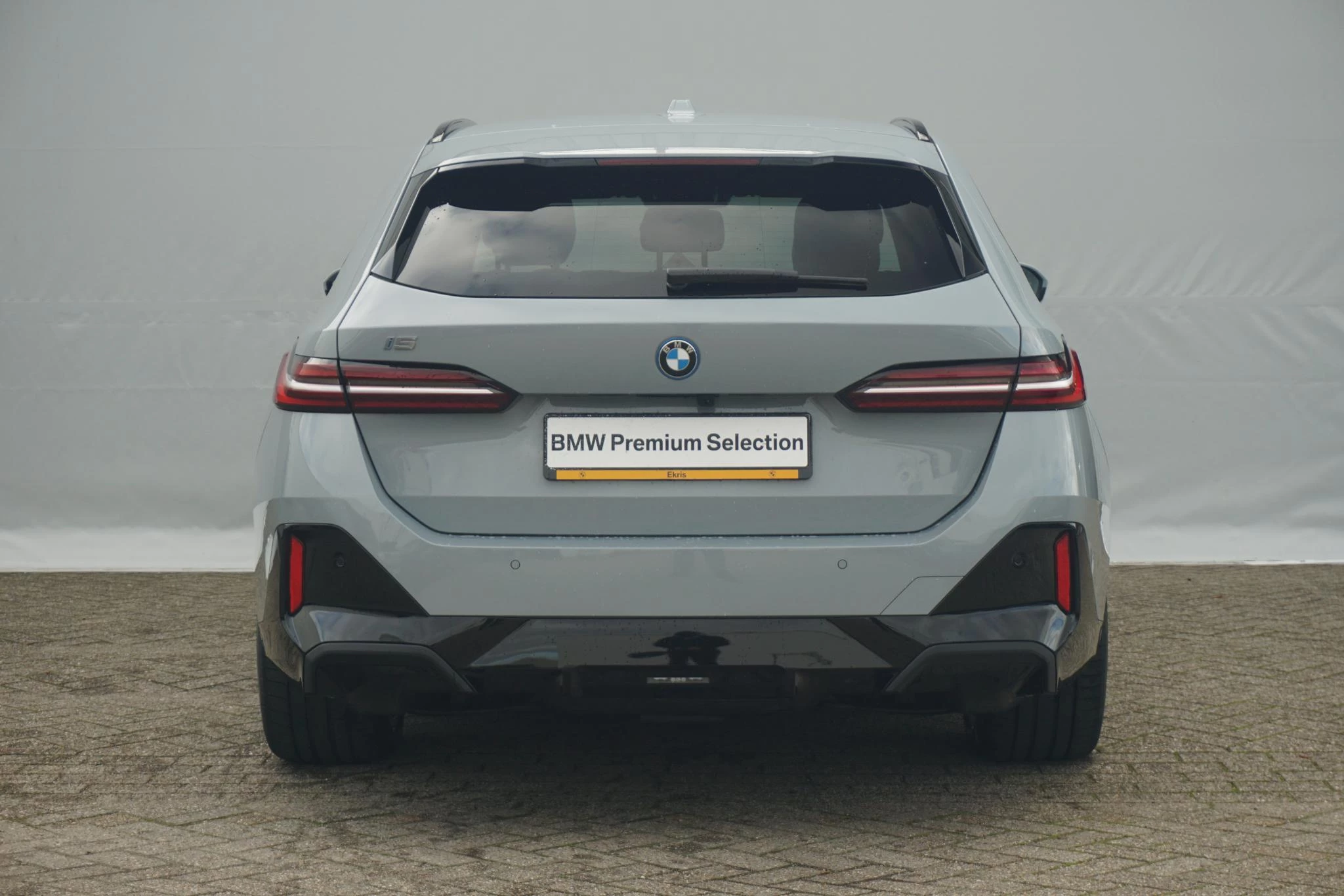 Hoofdafbeelding BMW i5