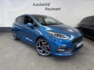 Hoofdafbeelding Ford Fiesta Ford Fiesta 1.5 EcoBoost 200Pk ST-3 Clima Navi Carplay Recaro Incl 12Mnd Garantie