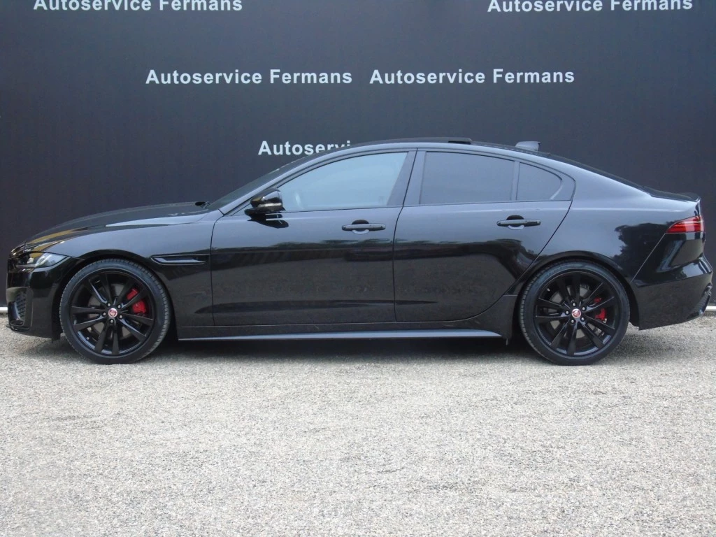 Hoofdafbeelding Jaguar XE