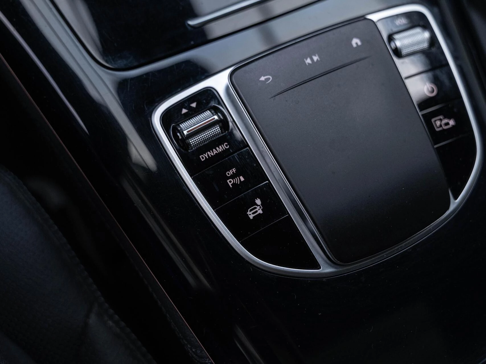 Hoofdafbeelding Mercedes-Benz EQC