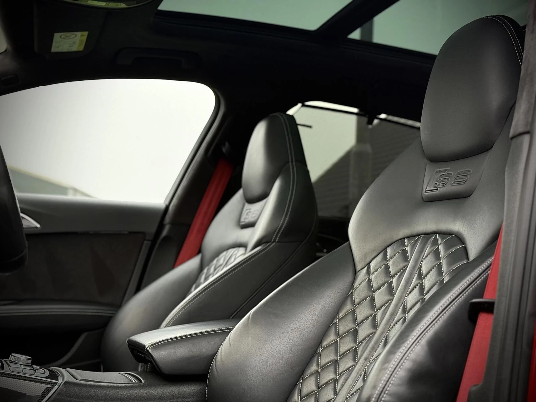 Hoofdafbeelding Audi S6