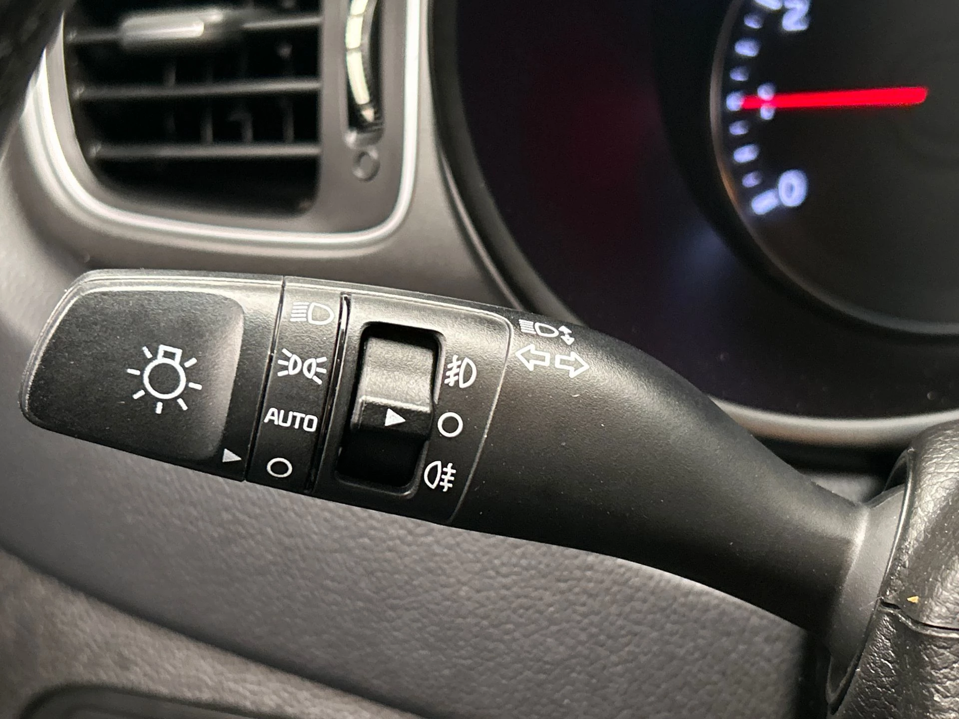 Hoofdafbeelding Kia Carens