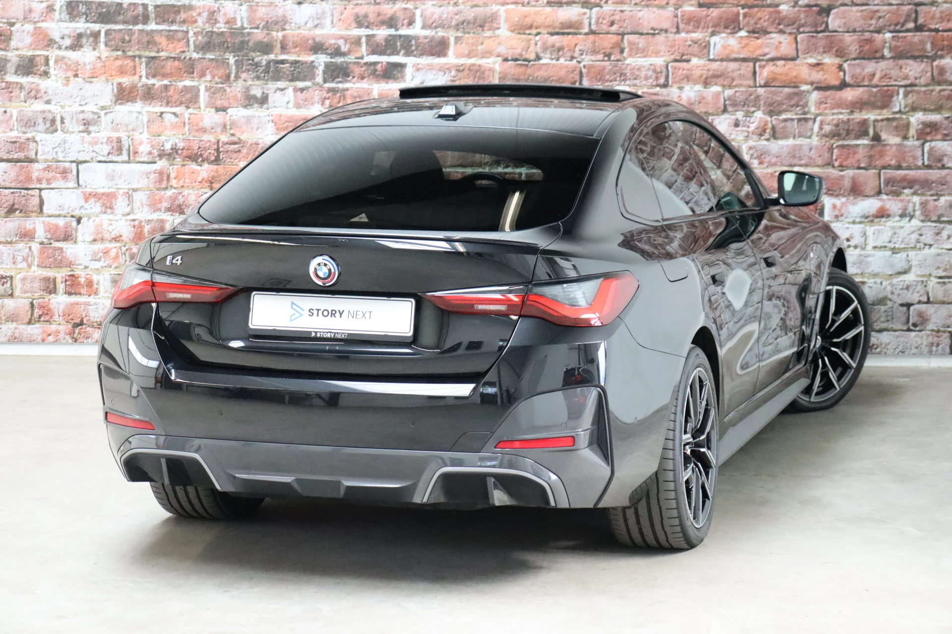 Hoofdafbeelding BMW i4