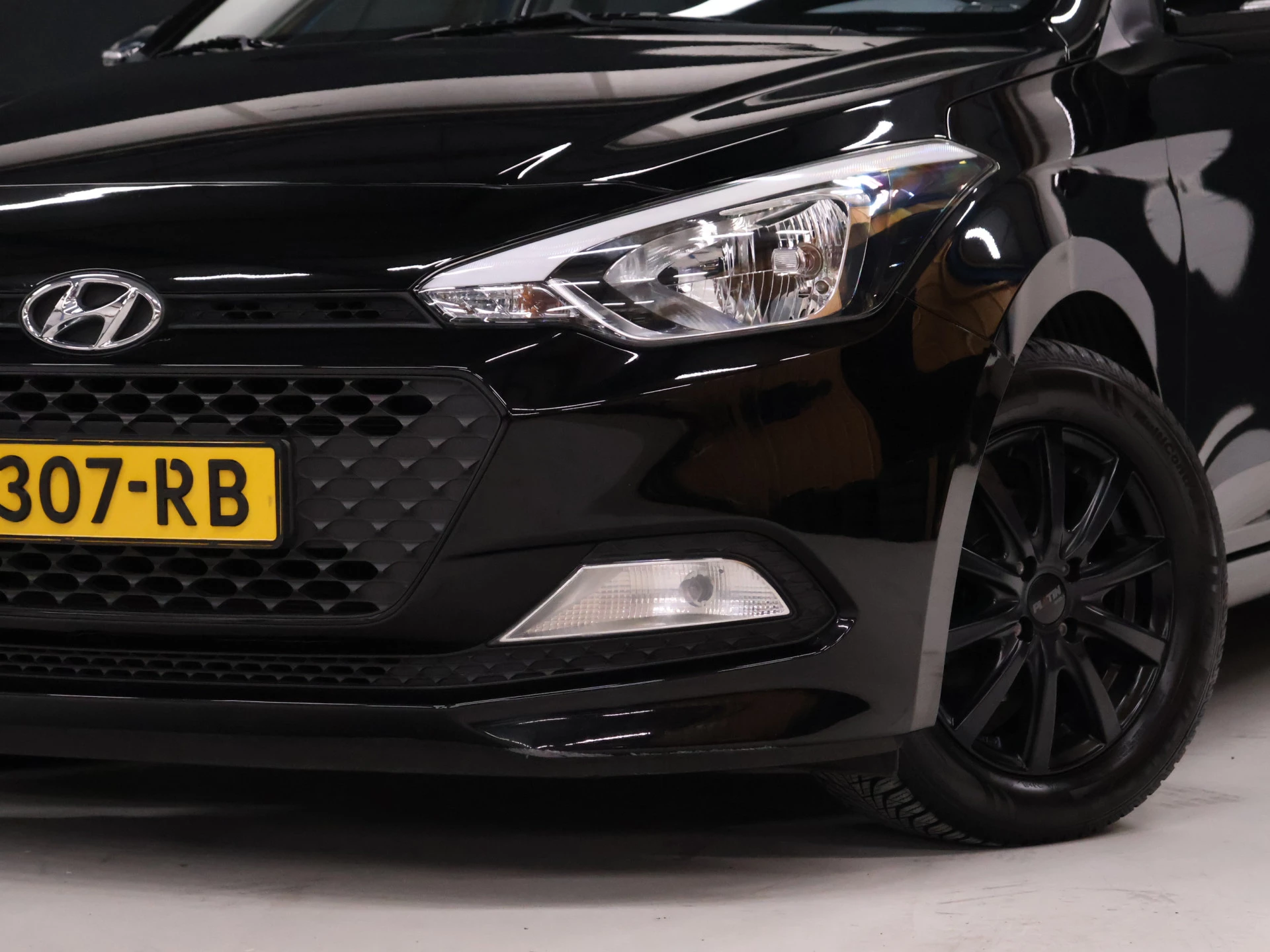 Hoofdafbeelding Hyundai i20