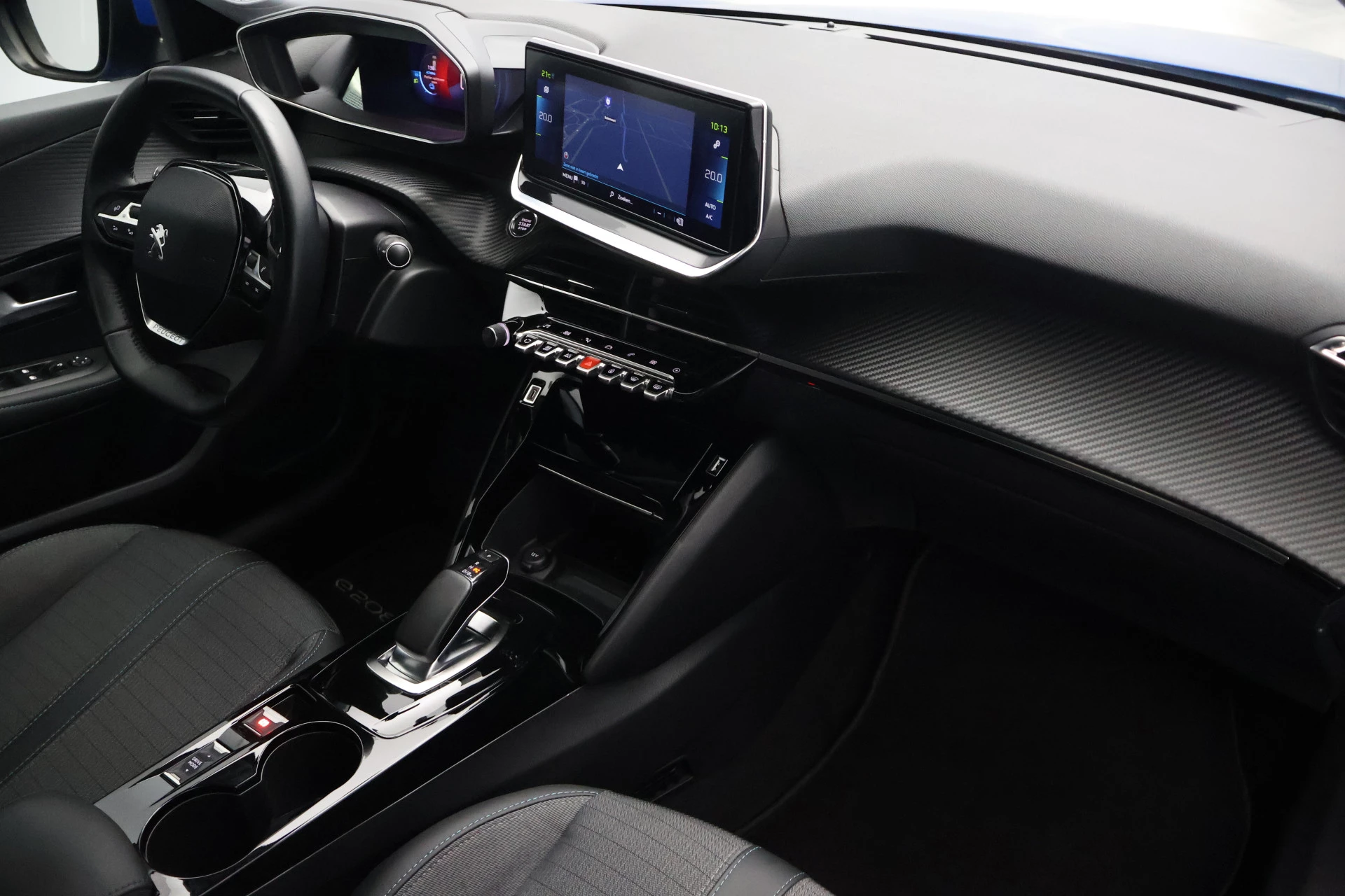 Hoofdafbeelding Peugeot e-208