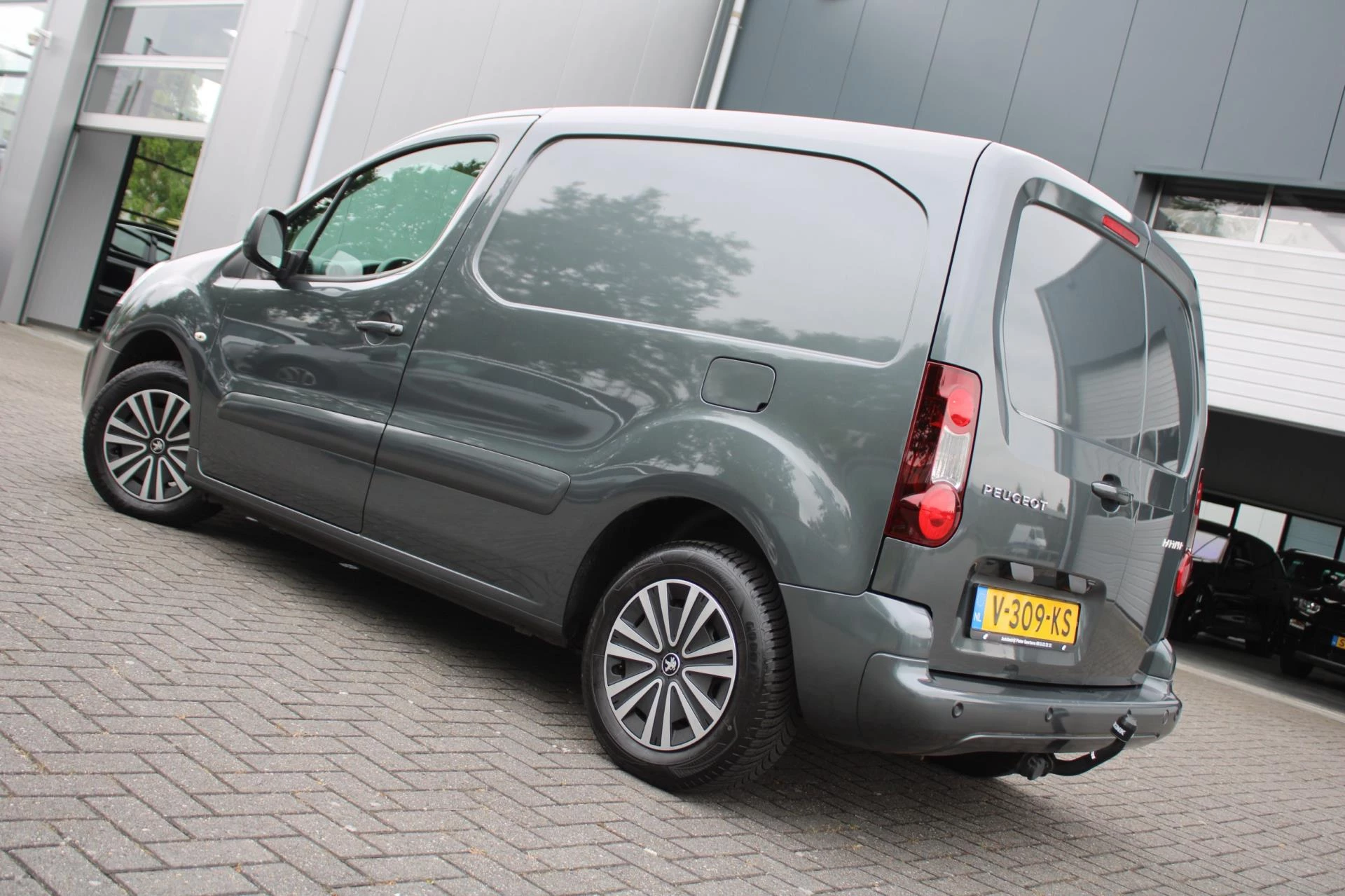 Hoofdafbeelding Peugeot Partner