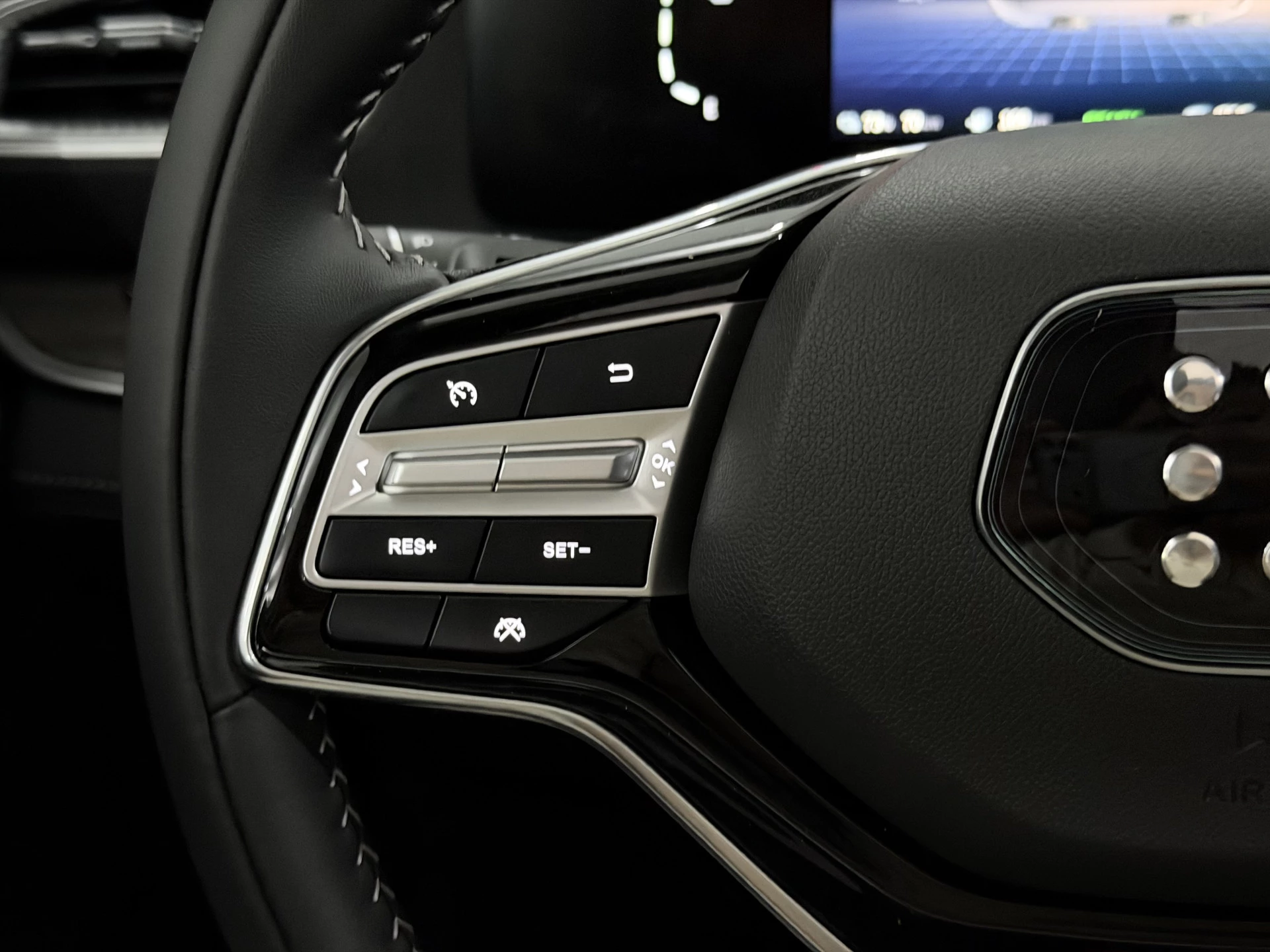 Hoofdafbeelding DFSK E5 PHEV