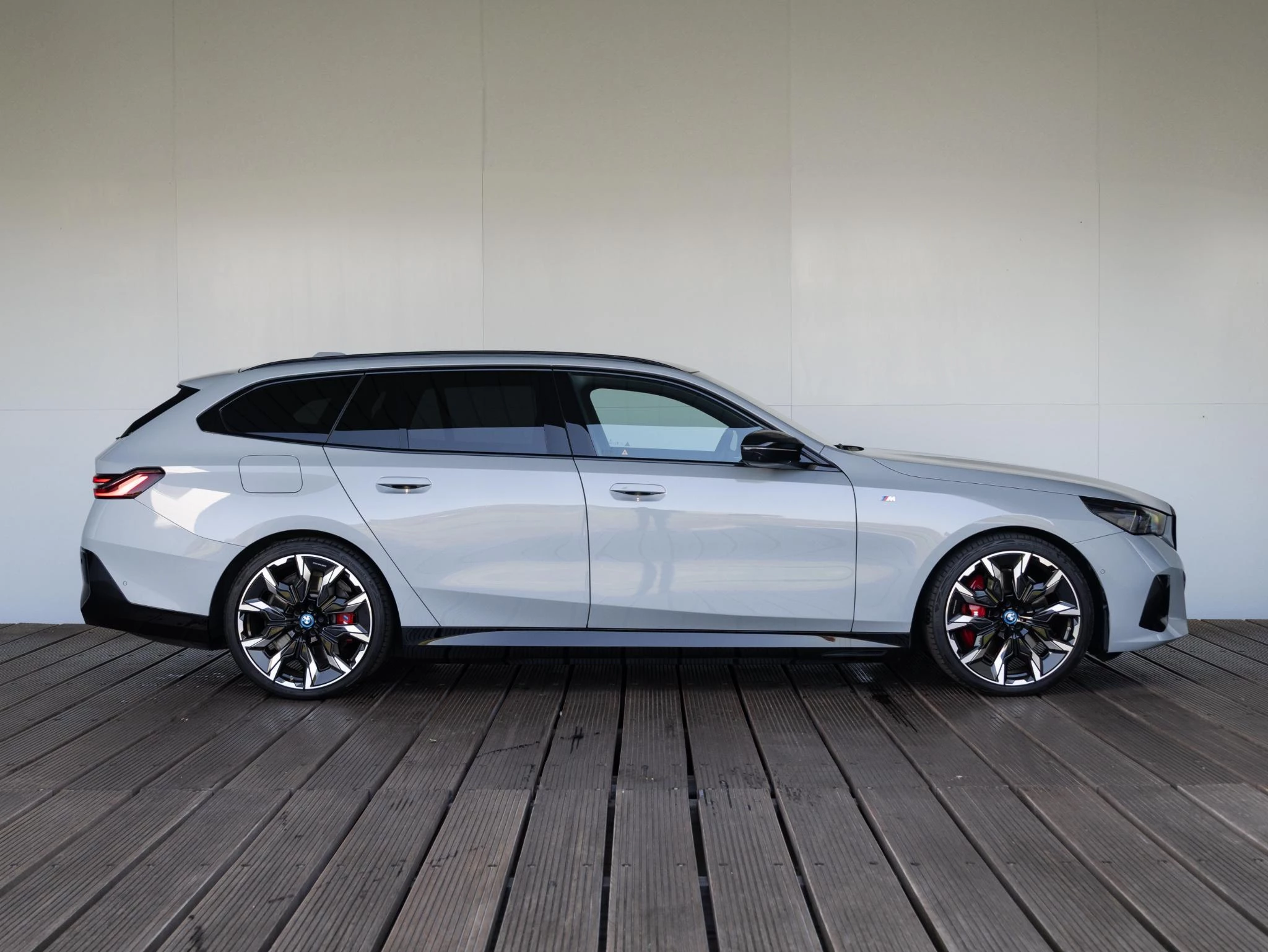 Hoofdafbeelding BMW i5