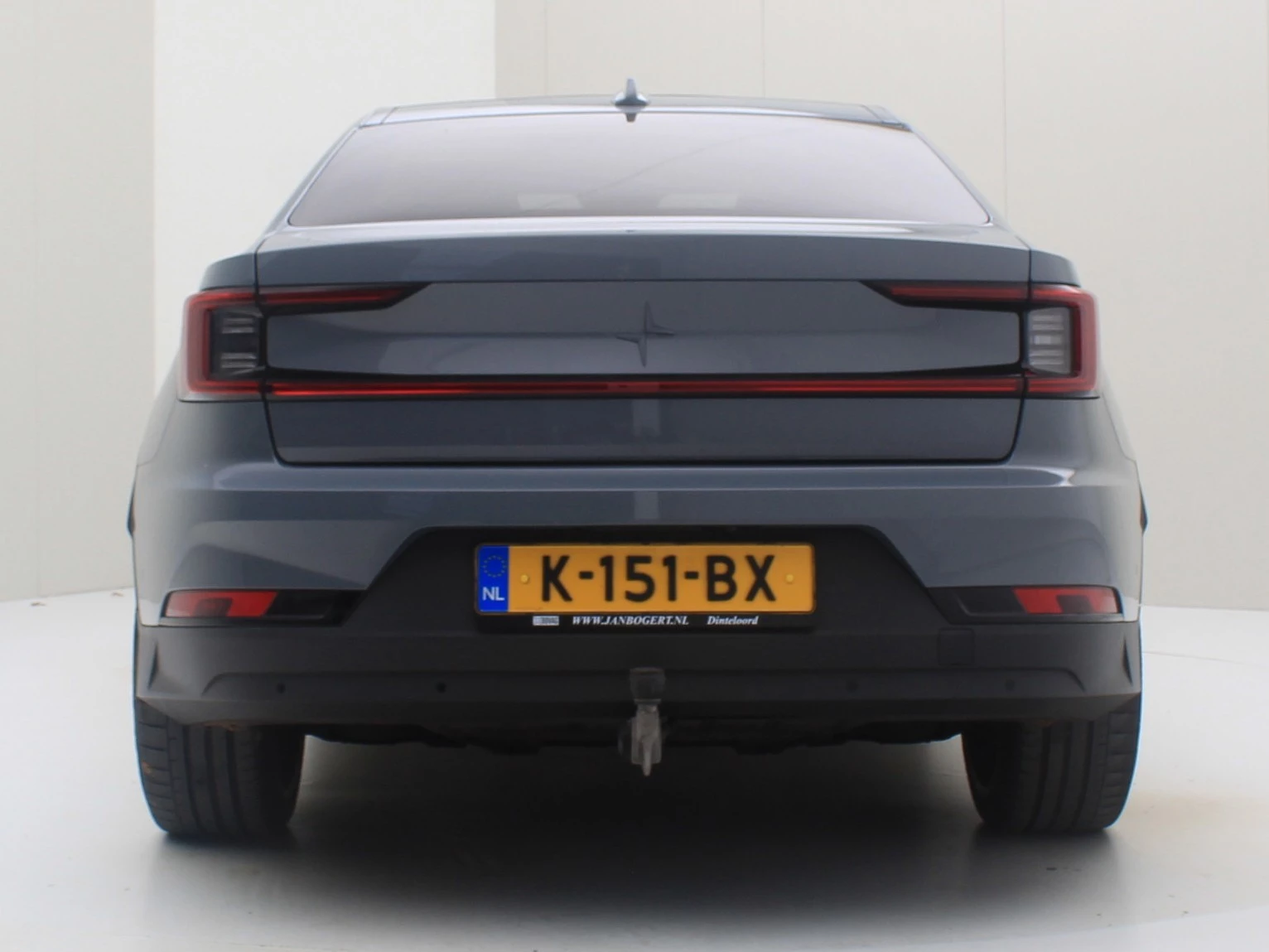 Hoofdafbeelding Polestar 2