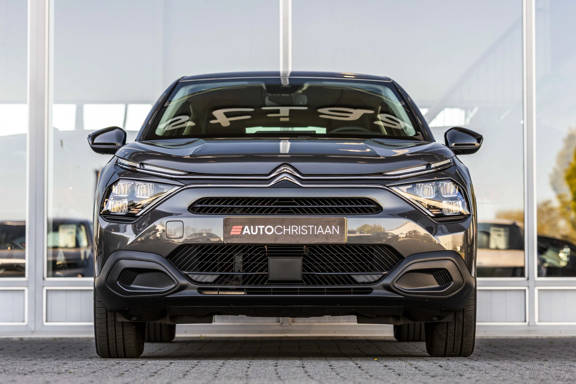 Hoofdafbeelding Citroën ë-C4