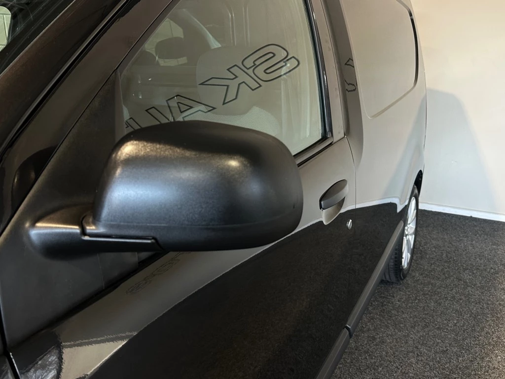 Hoofdafbeelding Dacia Dokker