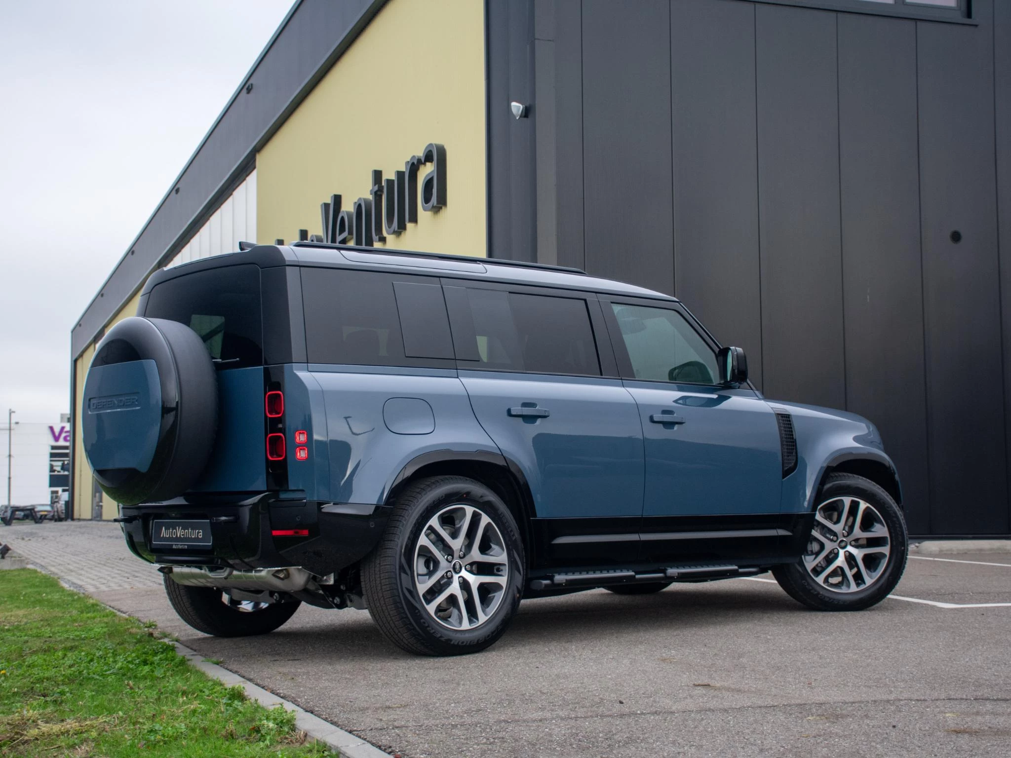 Hoofdafbeelding Land Rover Defender