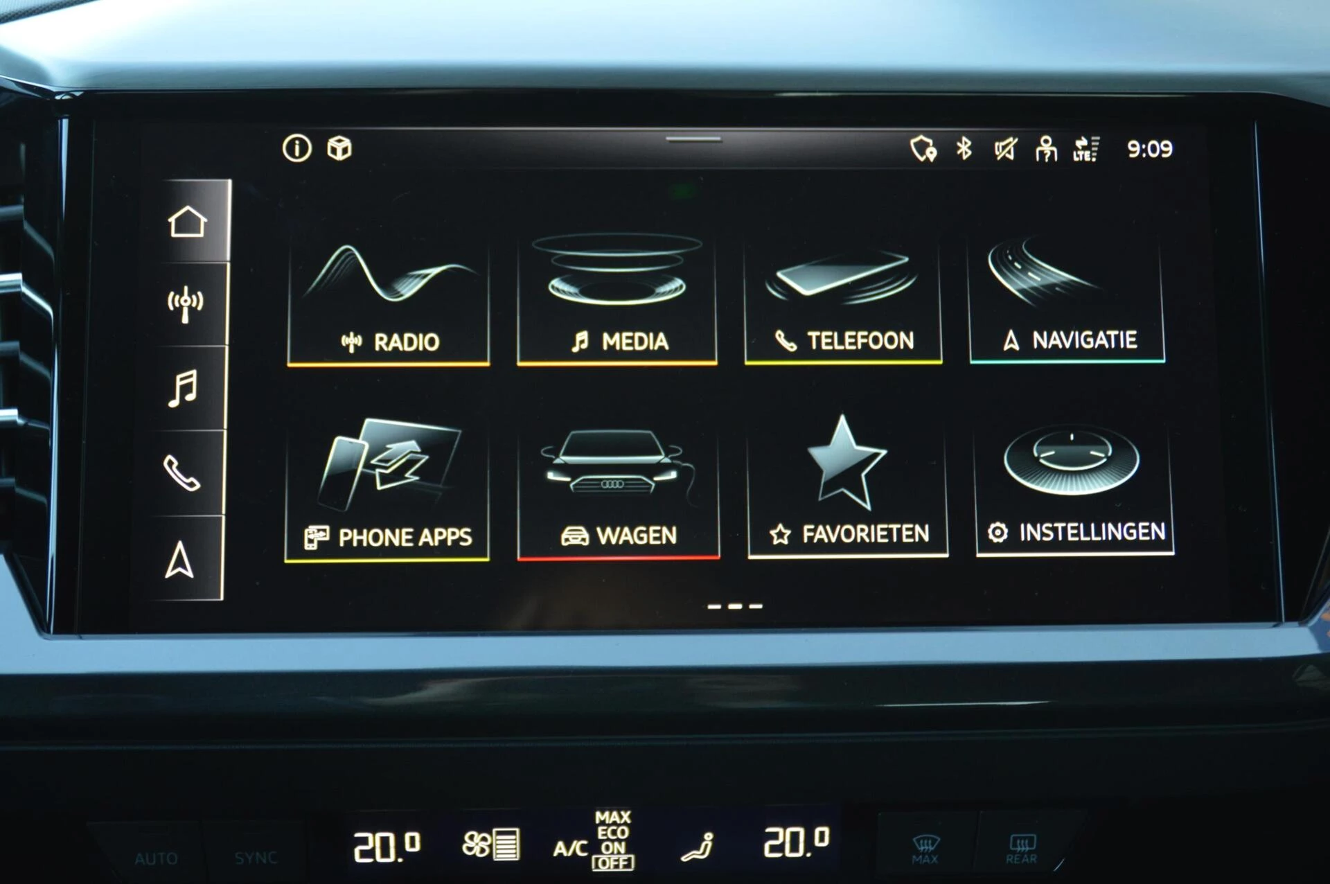 Hoofdafbeelding Audi Q4 e-tron