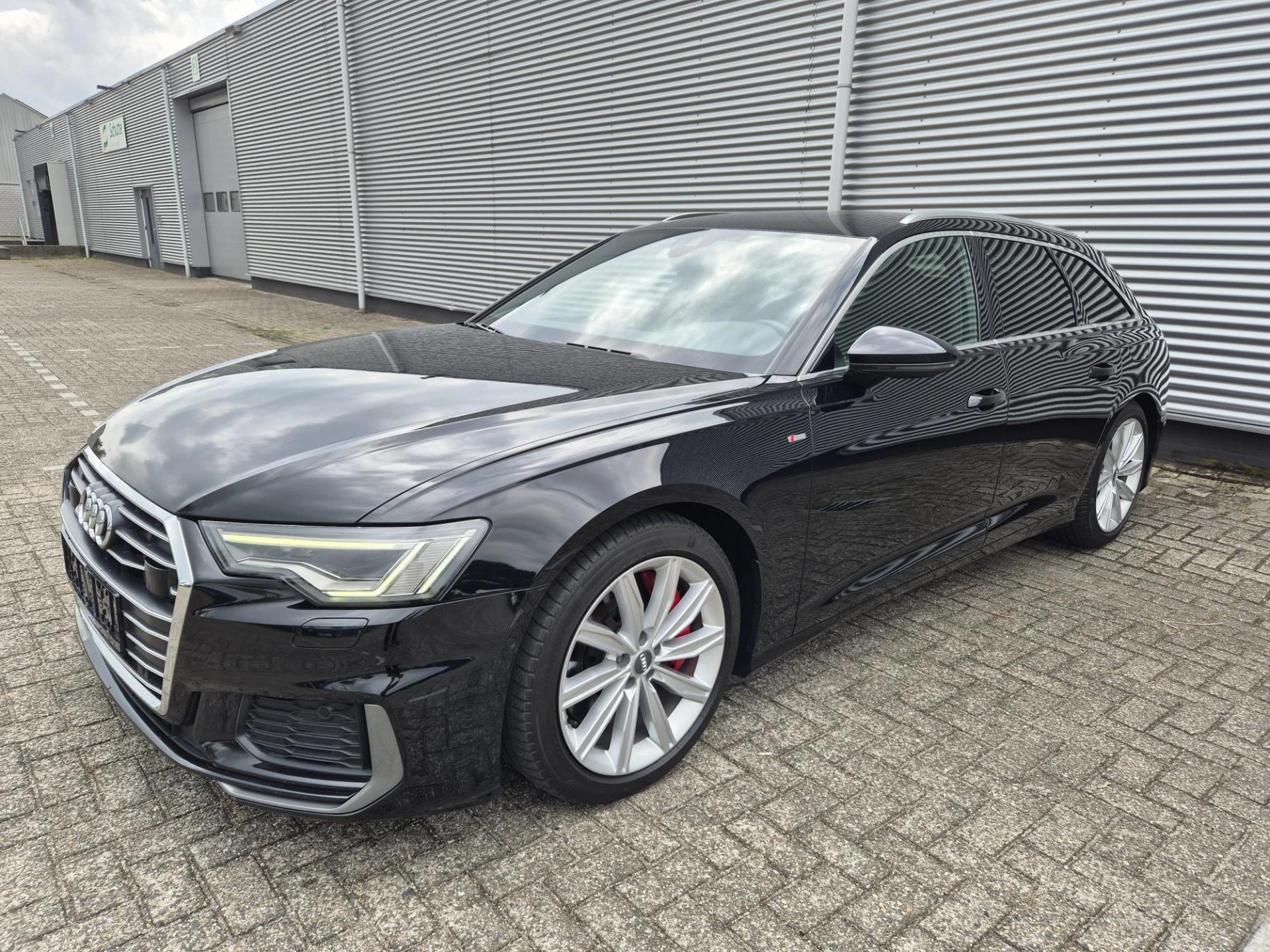 Hoofdafbeelding Audi A6
