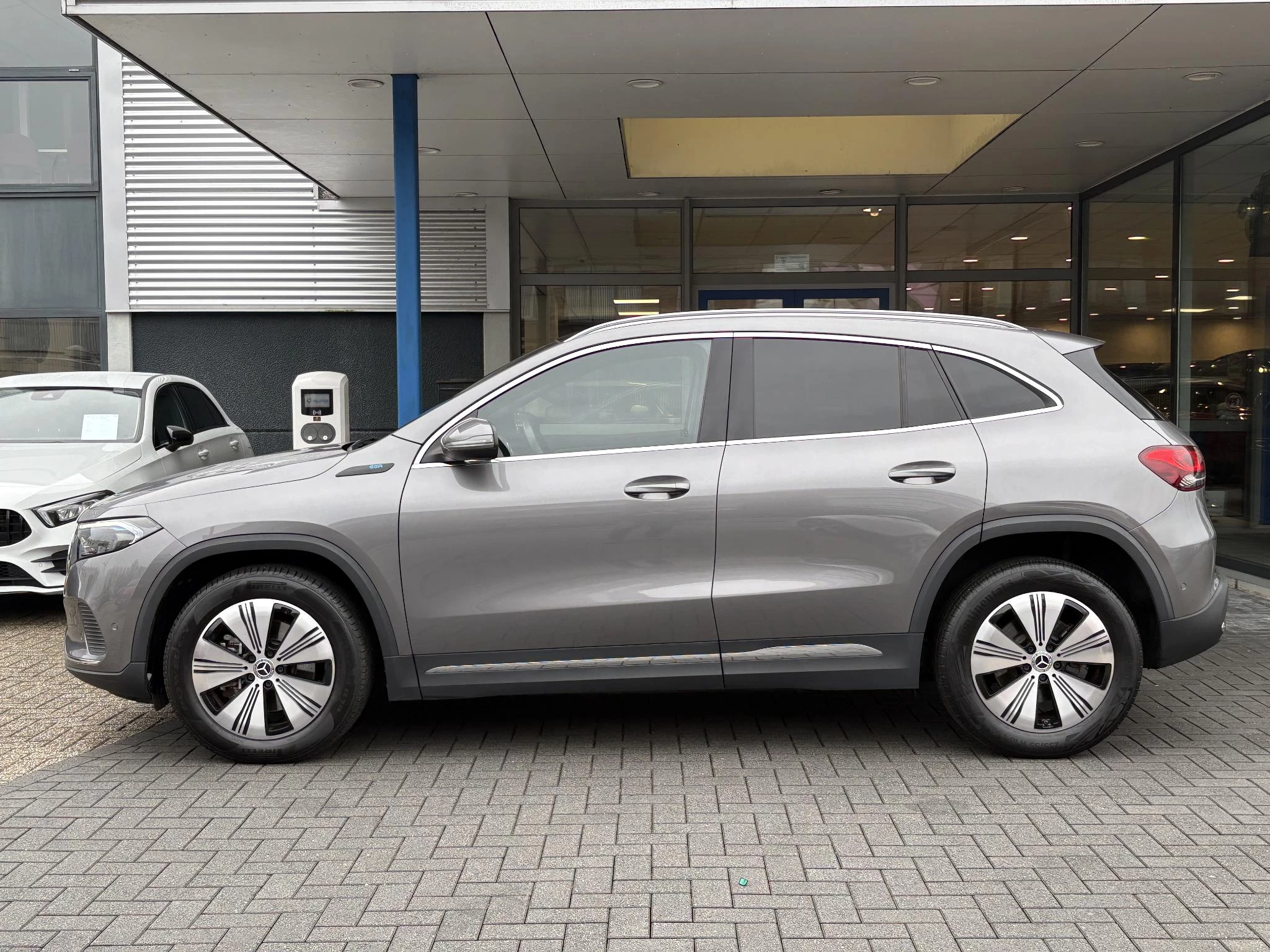 Hoofdafbeelding Mercedes-Benz EQA