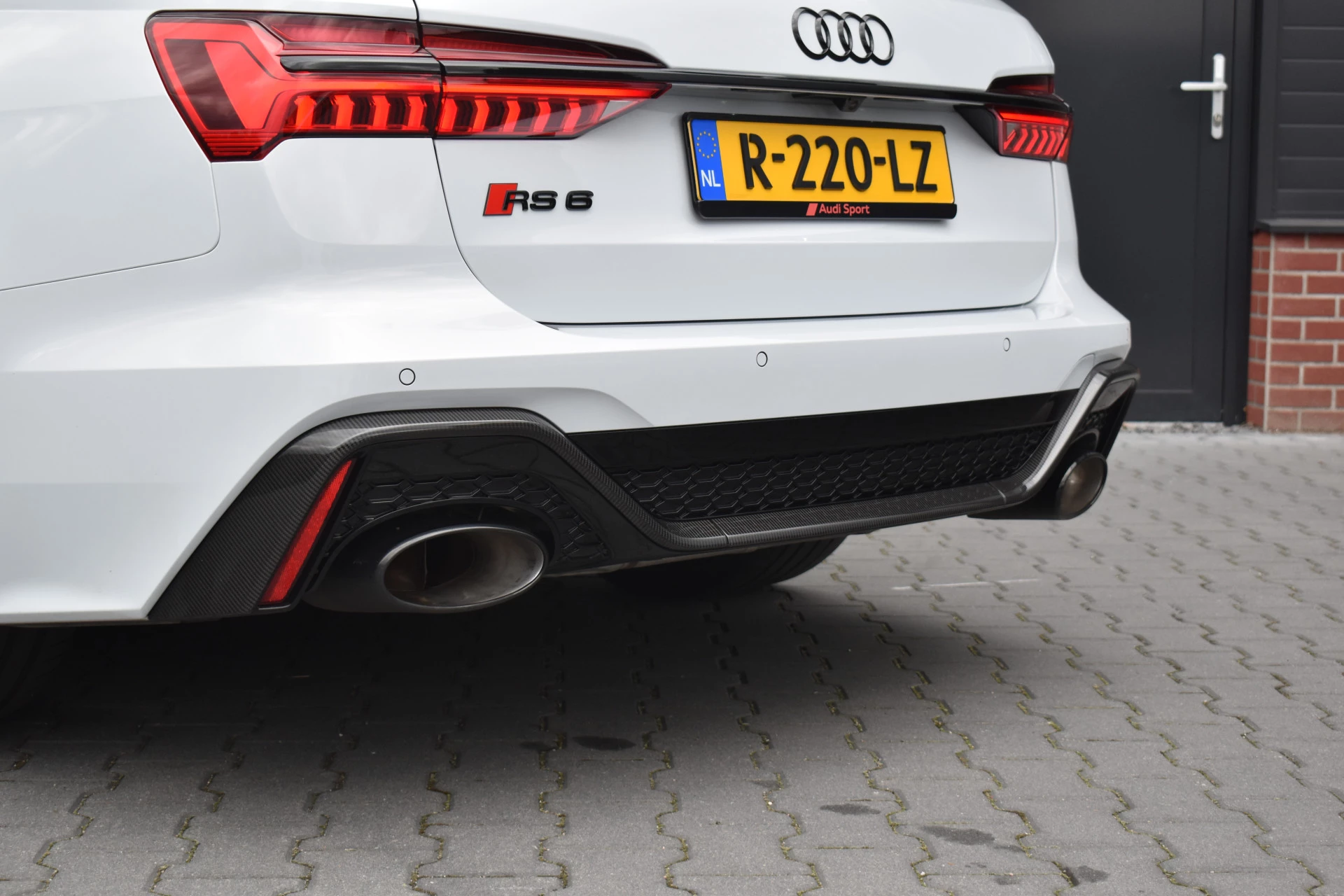 Hoofdafbeelding Audi RS6