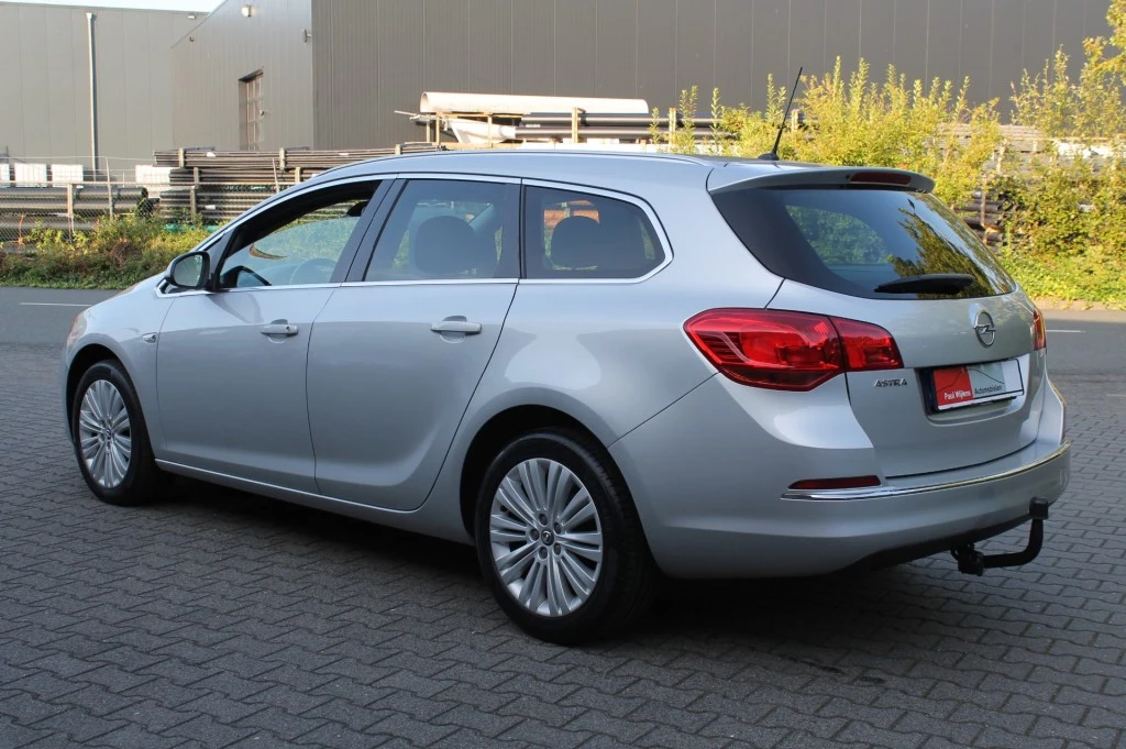 Hoofdafbeelding Opel Astra