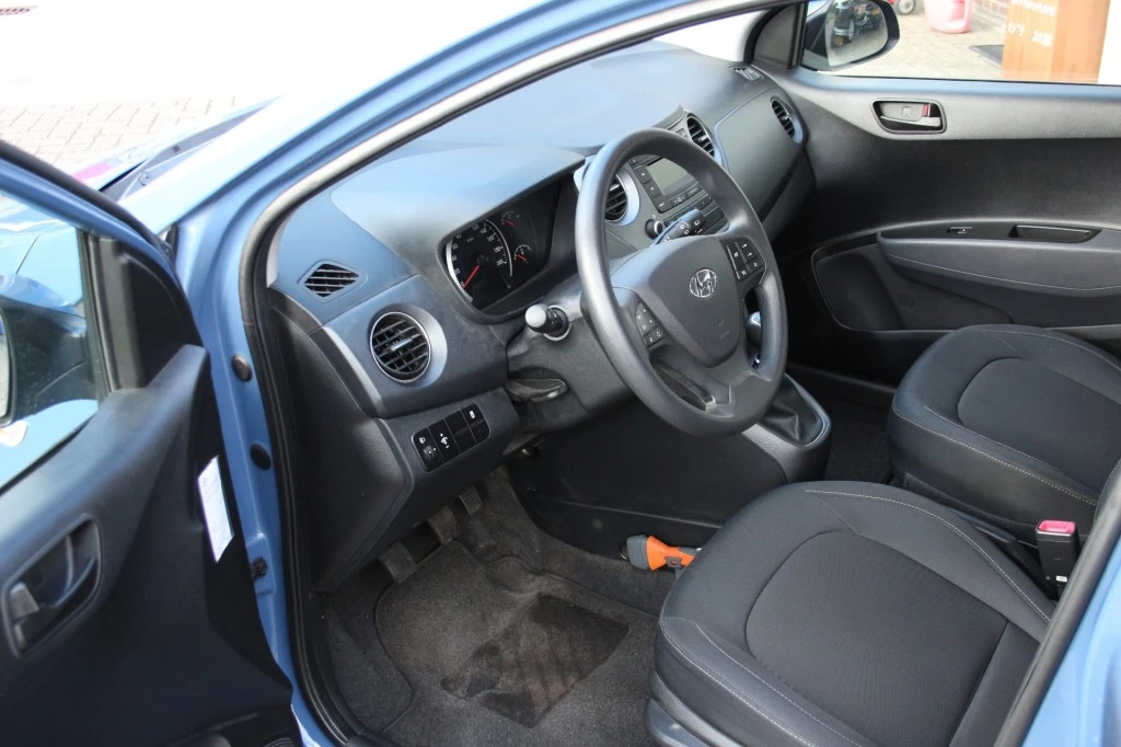 Hoofdafbeelding Hyundai i10
