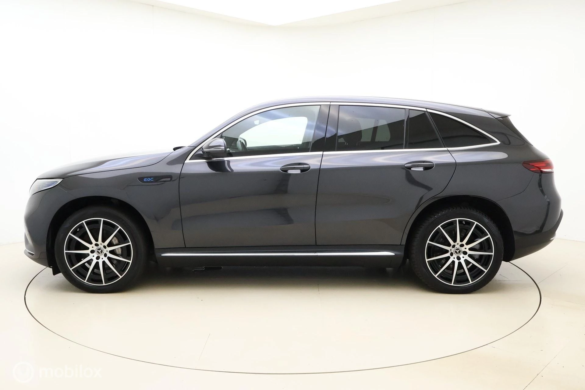 Hoofdafbeelding Mercedes-Benz EQC