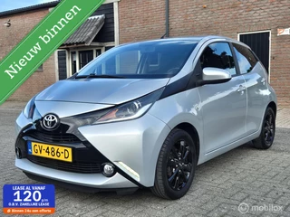 Toyota Aygo 1.0 VVT-i x-play Camera Cruise control Elek ramen