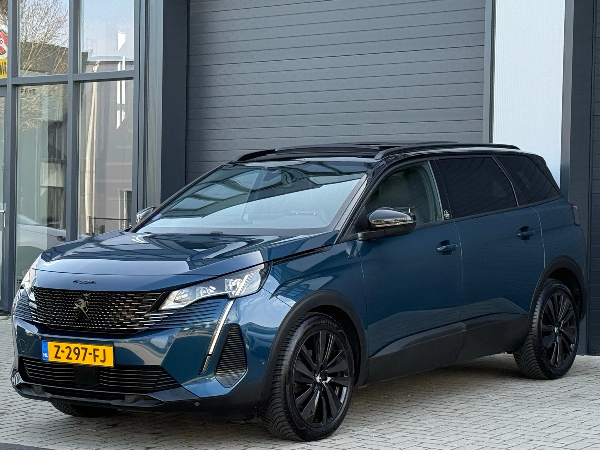 Hoofdafbeelding Peugeot 5008