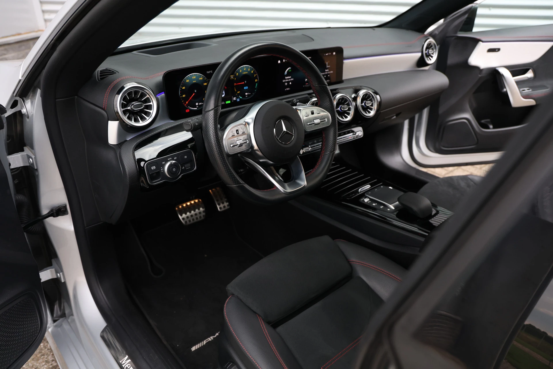 Hoofdafbeelding Mercedes-Benz CLA