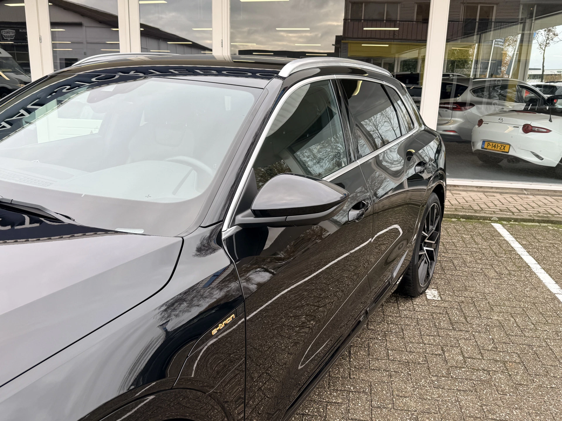 Hoofdafbeelding Audi e-tron